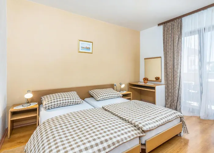 Gorgeous Apartment In Krk With Wifi